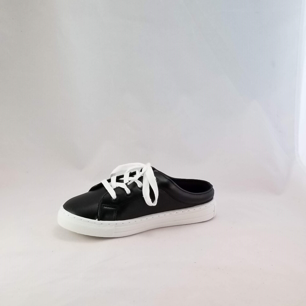 Qupid Women's Reba Fashion Sneaker Black 6